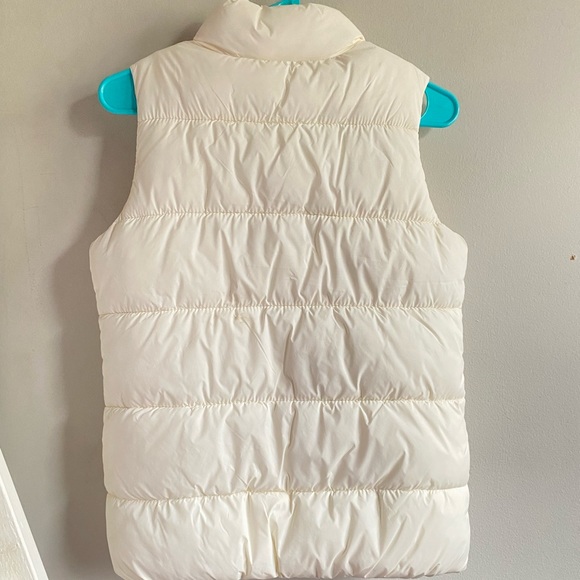 White Puffer Vest - Picture 3 of 4